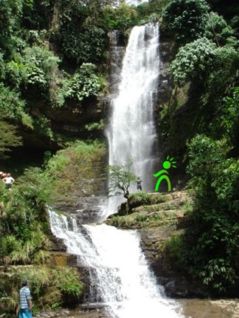 CAMINATA ECOLOGICA CASCADAS JUAN CURI